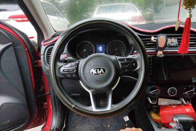Used Kia KX Cross 2017 1.4L AT GLS Steering Wheel