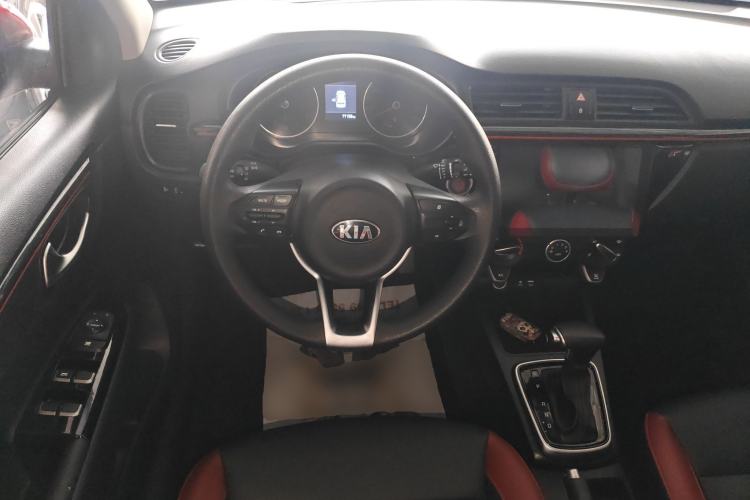 Used Kia KX Cross 2017 1.4L AT GLS Steering Wheel