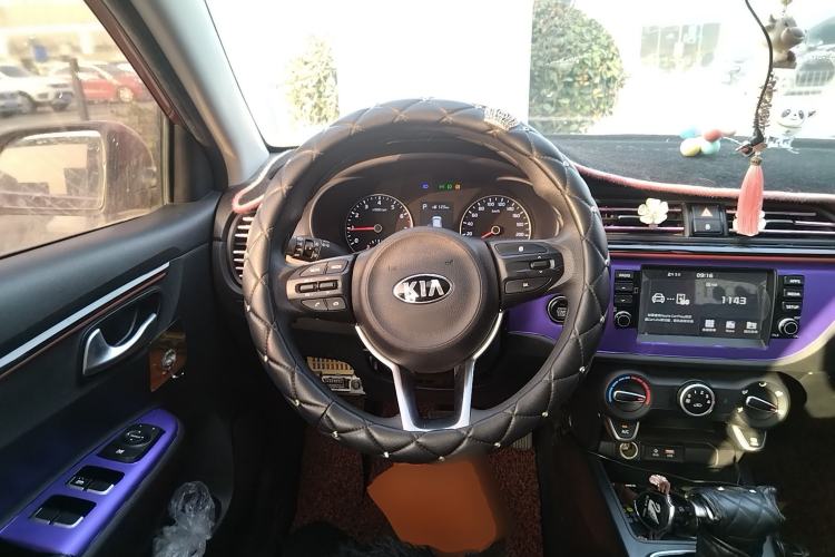 Used Kia KX Cross 2017 1.4L AT GLS Steering Wheel