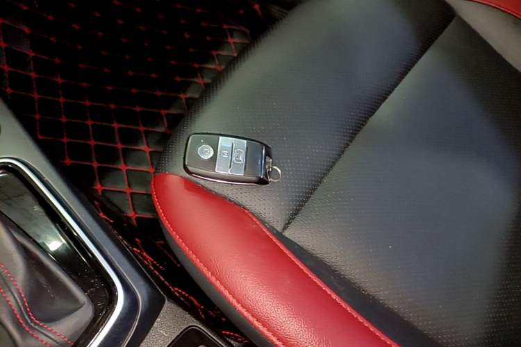 Used Kia KX Cross 2017 1.4L AT GLS Vehicle Key