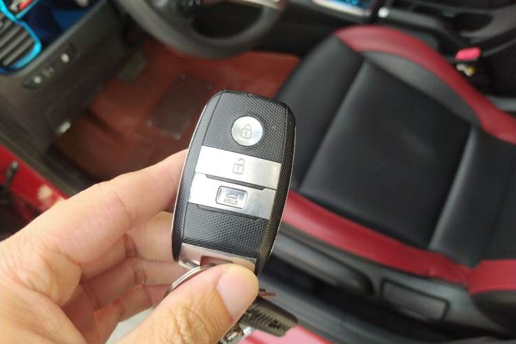 Used Kia KX Cross 2017 1.4L AT GLS Vehicle Key