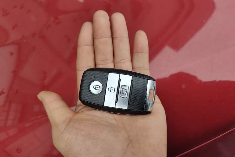 Used Kia KX Cross 2017 1.4L AT GLS Vehicle Key