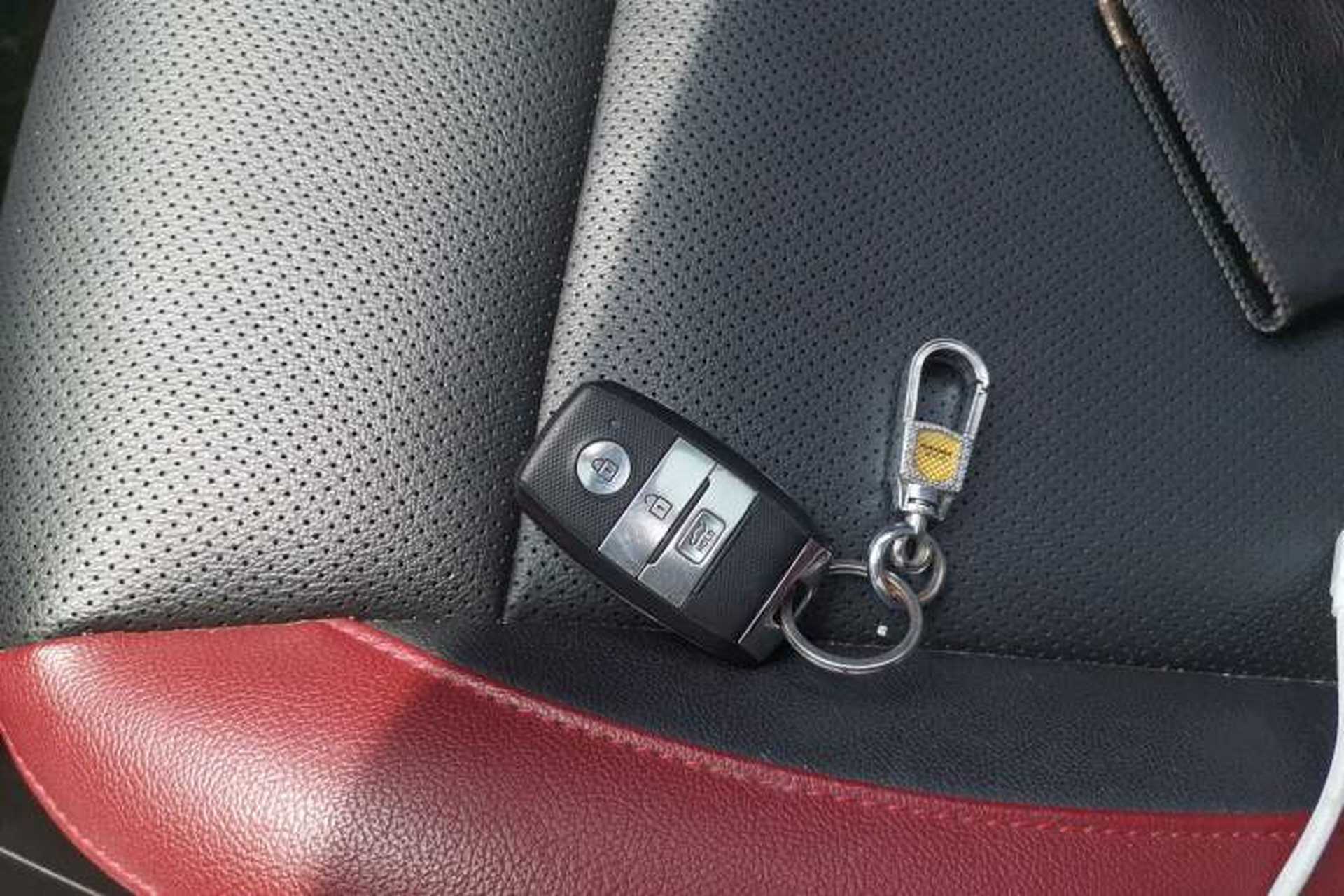 Used Kia KX Cross 2017 1.4L AT GLS Vehicle Key