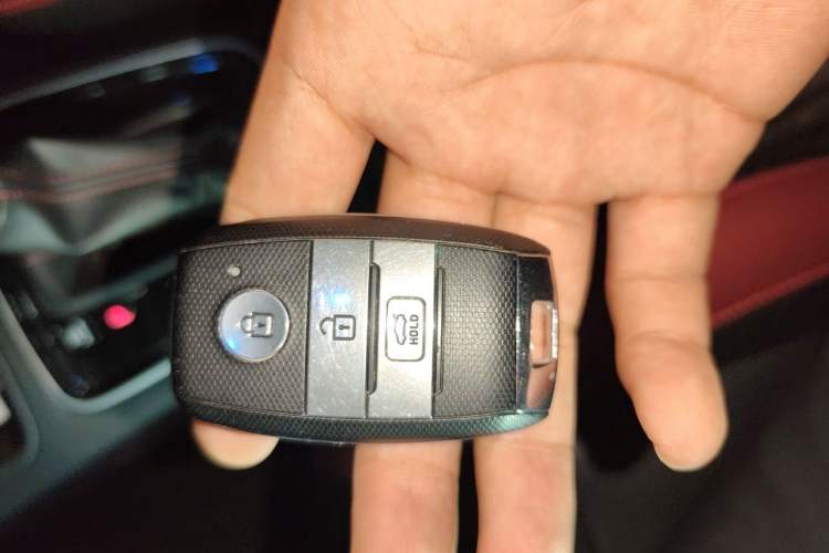Used Kia KX Cross 2017 1.4L AT GLS Vehicle Key