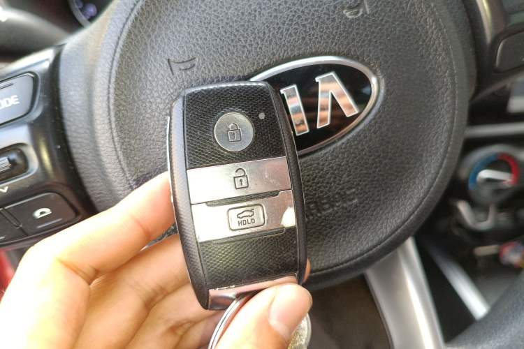 Used Kia KX Cross 2017 1.4L AT GLS Vehicle Key