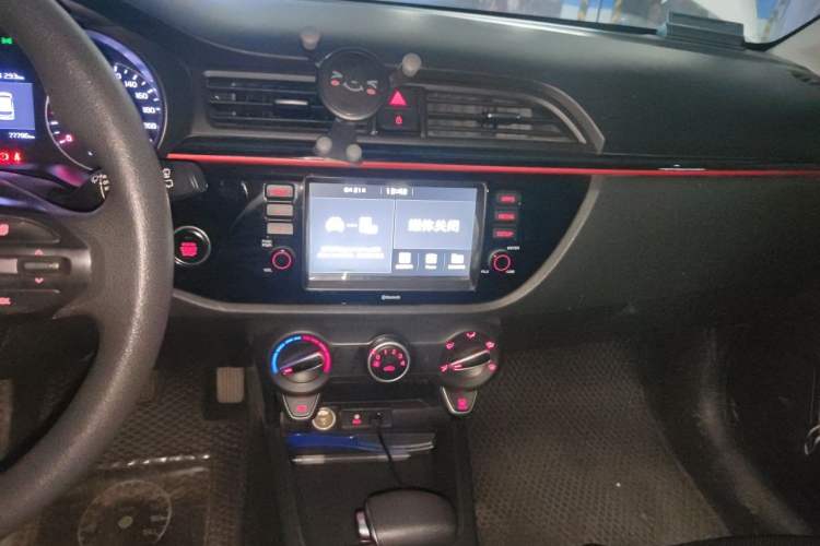Used Kia KX Cross 2017 1.4L AT GLS Audio And AC Panel