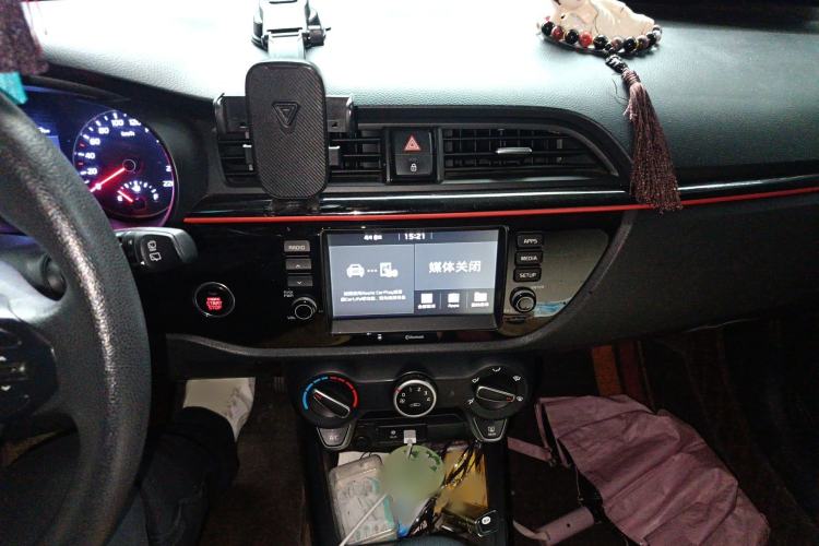 Used Kia KX Cross 2017 1.4L AT GLS Audio And AC Panel