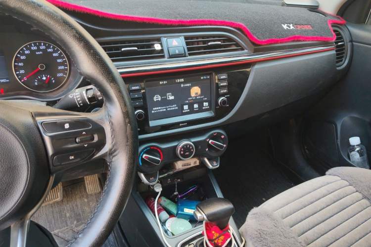Used Kia KX Cross 2017 1.4L AT GLS Audio And AC Panel