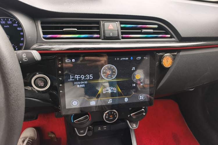 Used Kia KX Cross 2017 1.4L AT GLS Audio And AC Panel