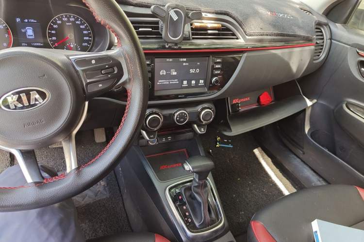 Used Kia KX Cross 2017 1.4L AT GLS Audio And AC Panel