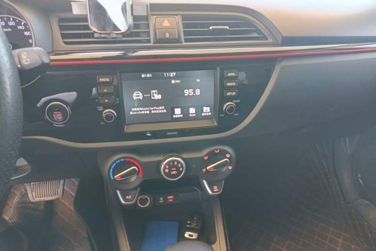 Used Kia KX Cross 2017 1.4L AT GLS Audio And AC Panel