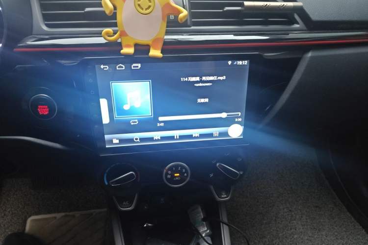 Used Kia KX Cross 2017 1.4L AT GLS Audio And AC Panel