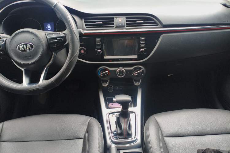 Used Kia KX Cross 2017 1.4L AT GLS Audio And AC Panel