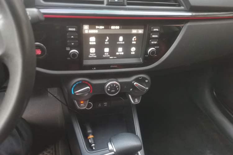 Used Kia KX Cross 2017 1.4L AT GLS Audio And AC Panel