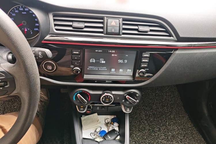 Used Kia KX Cross 2017 1.4L AT GLS Audio And AC Panel