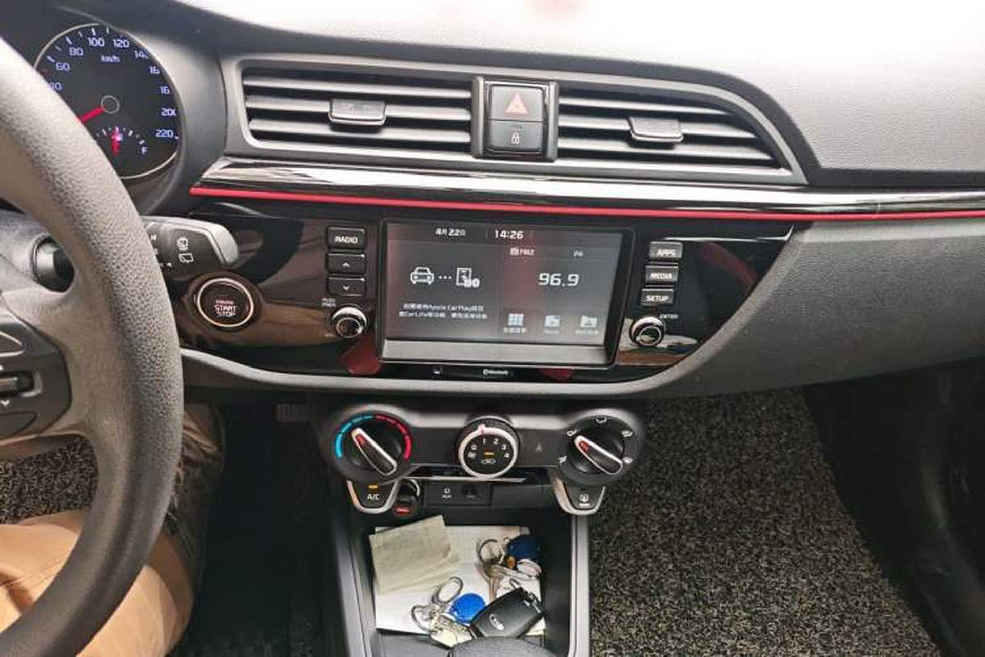 Used Kia KX Cross 2017 1.4L AT GLS Audio And AC Panel