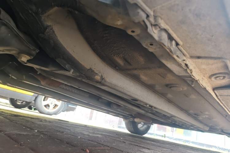 Used Kia KX Cross 2017 1.4L AT GLS Chassis Front Left