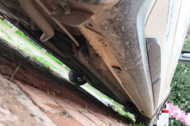 Used Kia KX Cross 2017 1.4L AT GLS Chassis Front Right