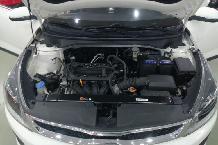 Used Kia KX Cross 2017 1.4L AT GLS Engine Bay