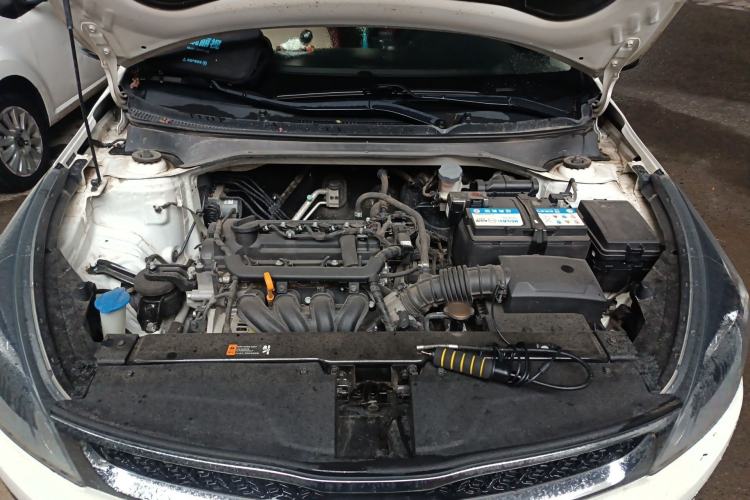 Used Kia KX Cross 2017 1.4L AT GLS Engine Bay