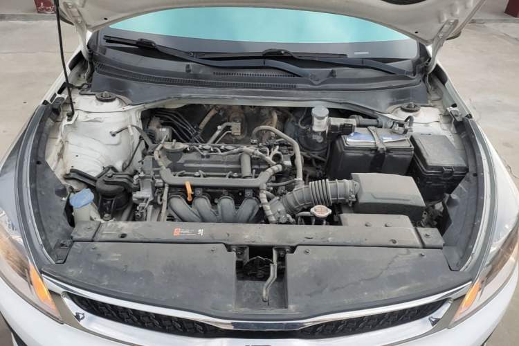 Used Kia KX Cross 2017 1.4L AT GLS Engine Bay