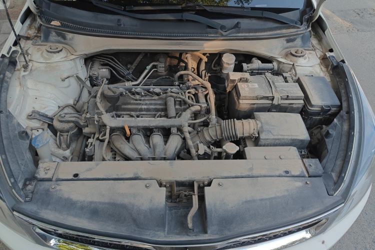 Used Kia KX Cross 2017 1.4L AT GLS Engine Bay
