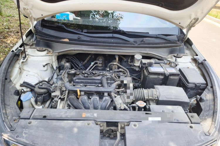 Used Kia KX Cross 2017 1.4L AT GLS Engine Bay
