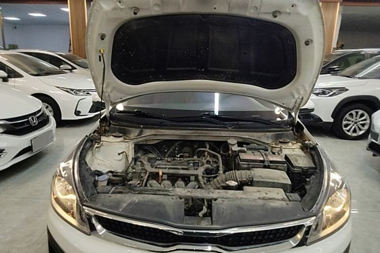 Used Kia KX Cross 2017 1.4L AT GLS Engine Bay