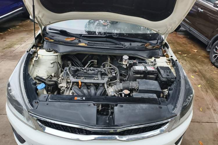 Used Kia KX Cross 2017 1.4L AT GLS Engine Bay