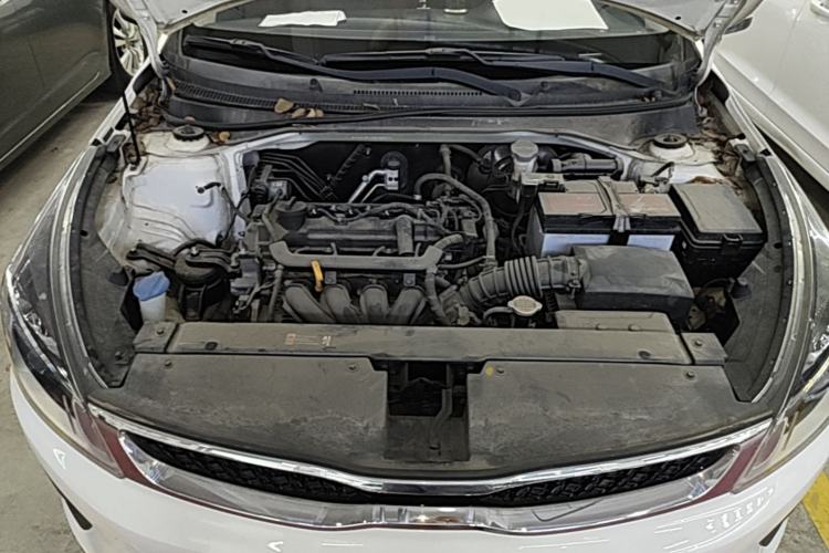 Used Kia KX Cross 2017 1.4L AT GLS Engine Bay