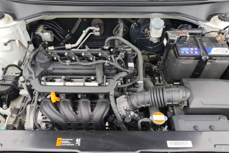 Used Kia KX Cross 2017 1.4L AT GLS Engine Bay