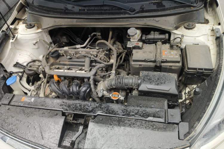 Used Kia KX Cross 2017 1.4L AT GLS Engine Bay