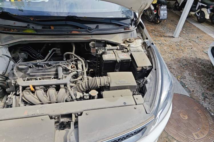 Used Kia KX Cross 2017 1.4L AT GLS Engine Bay Left