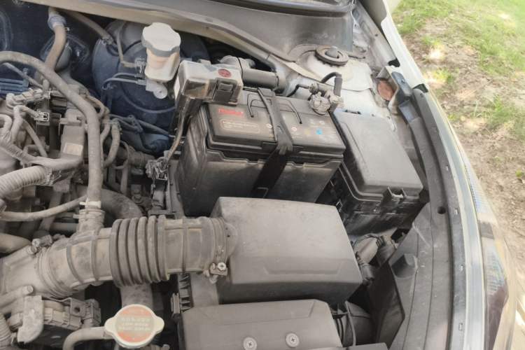Used Kia KX Cross 2017 1.4L AT GLS Engine Bay Left