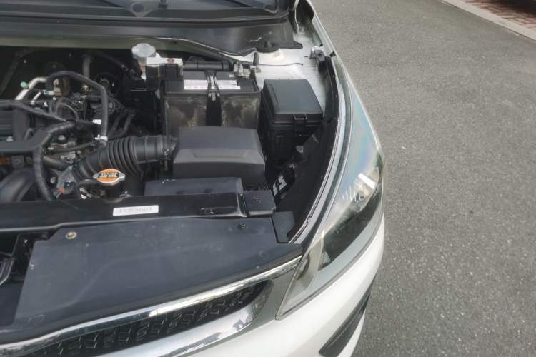Used Kia KX Cross 2017 1.4L AT GLS Engine Bay Left