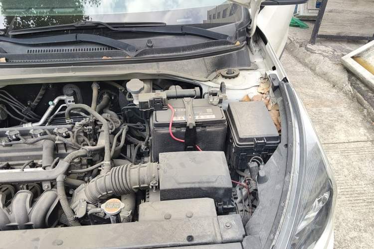Used Kia KX Cross 2017 1.4L AT GLS Engine Bay Left