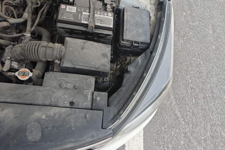 Used Kia KX Cross 2017 1.4L MT GLS Engine Bay Left