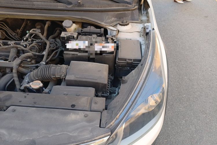 Used Kia KX Cross 2017 1.4L AT GLS Engine Bay Left