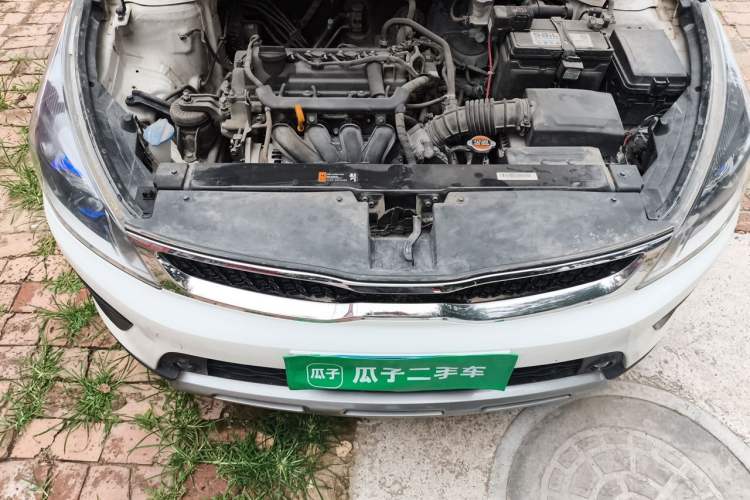 Used Kia KX Cross 2017 1.4L AT GLS Engine Bay