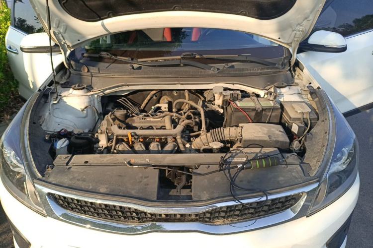 Used Kia KX Cross 2017 1.4L MT GLS Engine Bay