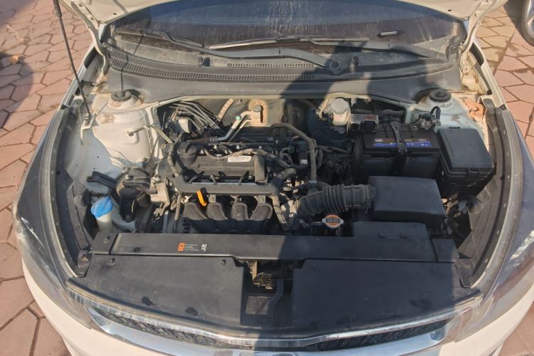 Used Kia KX Cross 2017 1.4L MT GLS Engine Bay