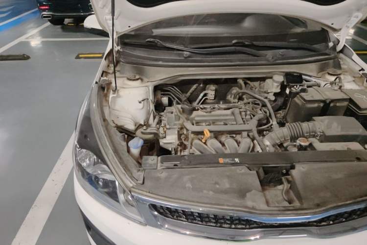 Used Kia KX Cross 2017 1.4L AT GLS Engine Bay Right