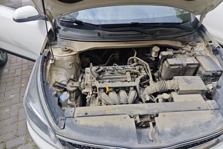 Used Kia KX Cross 2017 1.4L AT GLS Engine Bay Right