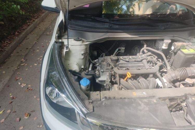 Used Kia KX Cross 2017 1.4L AT GLS Engine Bay Right
