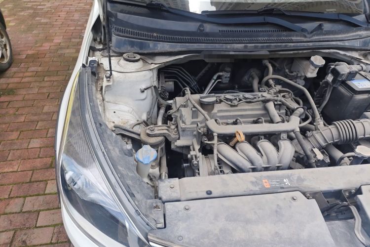 Used Kia KX Cross 2017 1.4L AT GLS Engine Bay Right