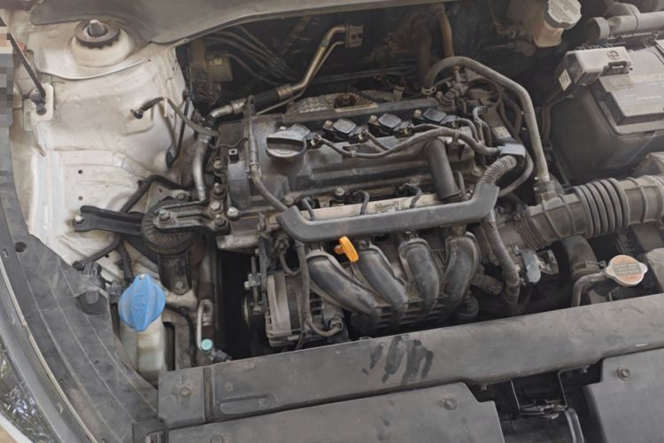 Used Kia KX Cross 2017 1.4L AT GLS Engine Bay Right