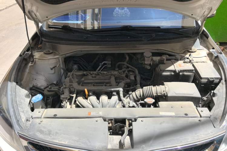 Used Kia KX Cross 2017 1.4L AT GLS Engine Bay