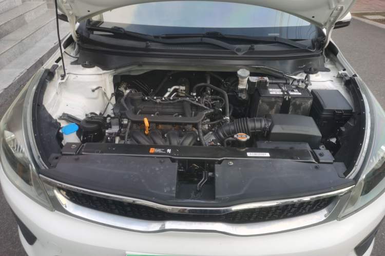 Used Kia KX Cross 2017 1.4L AT GLS Engine Bay
