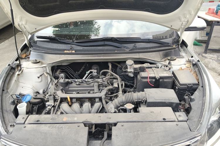 Used Kia KX Cross 2017 1.4L AT GLS Engine Bay