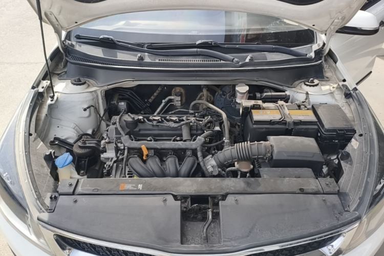 Used Kia KX Cross 2017 1.4L AT GLS Engine Bay